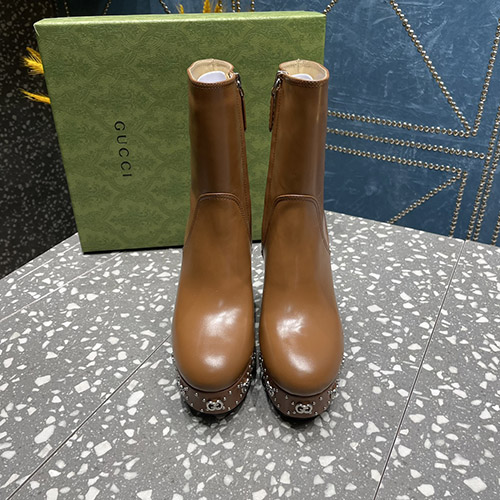 구찌  신상 앵글부츠 (굽14cm) GC2308114